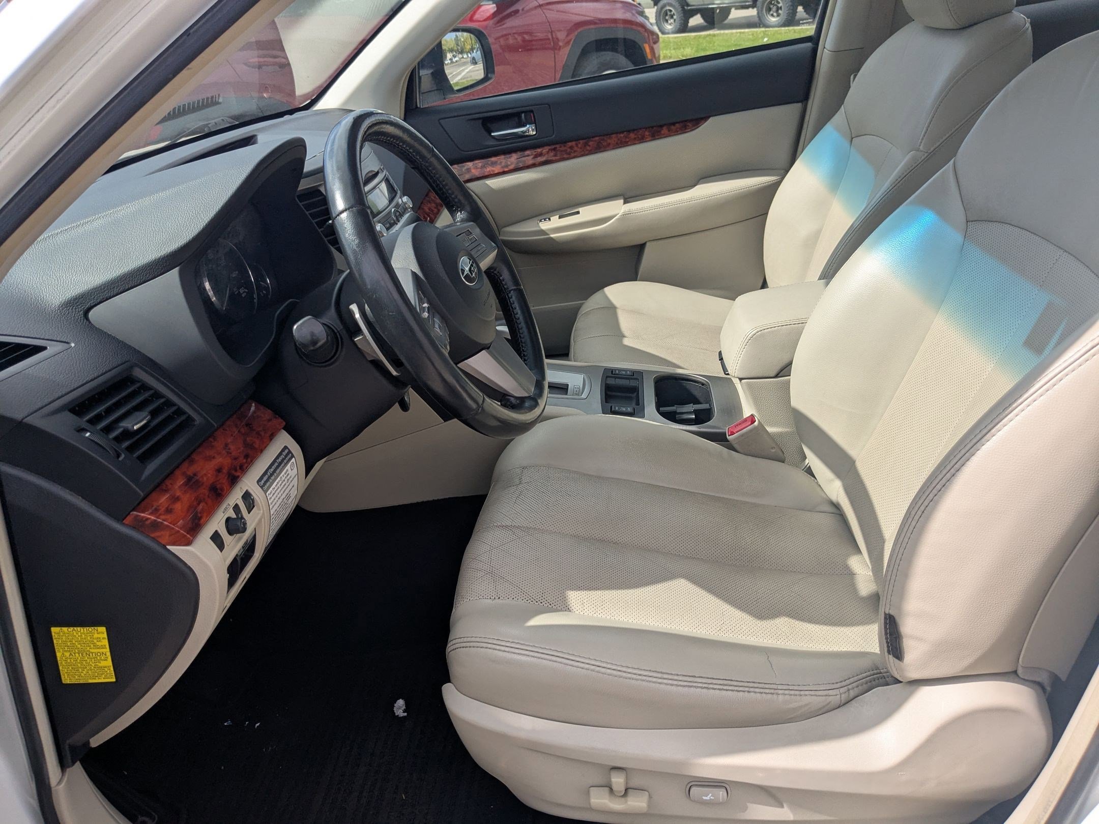 Used 2011 Subaru Legacy 3.6R Limited image 17