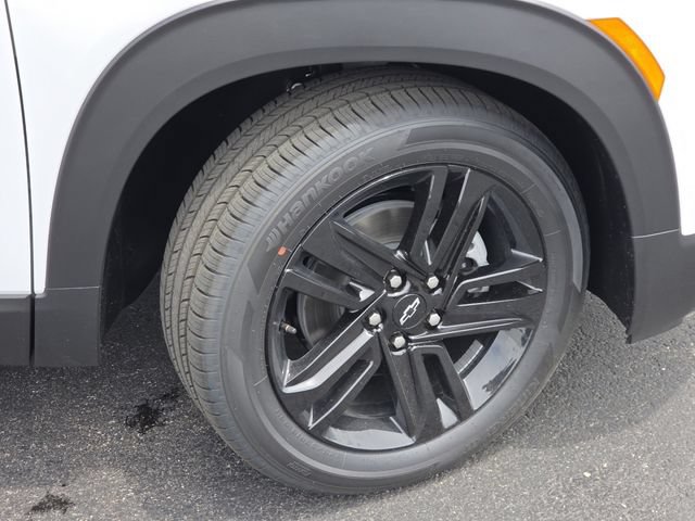 New 2026 Chevrolet TrailBlazer LT w/ Midnight Edition FWD image 21