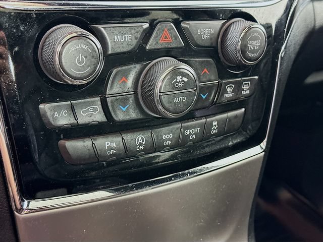 Used 2019 Jeep Grand Cherokee Trailhawk w/ Trailhawk Luxury Group AWD/4WD image 21