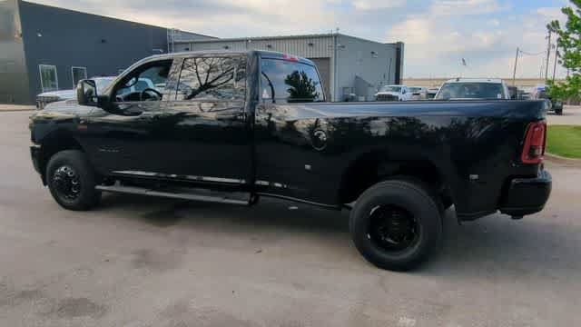 New 2026 RAM 3500 Big Horn AWD/4WD image 6