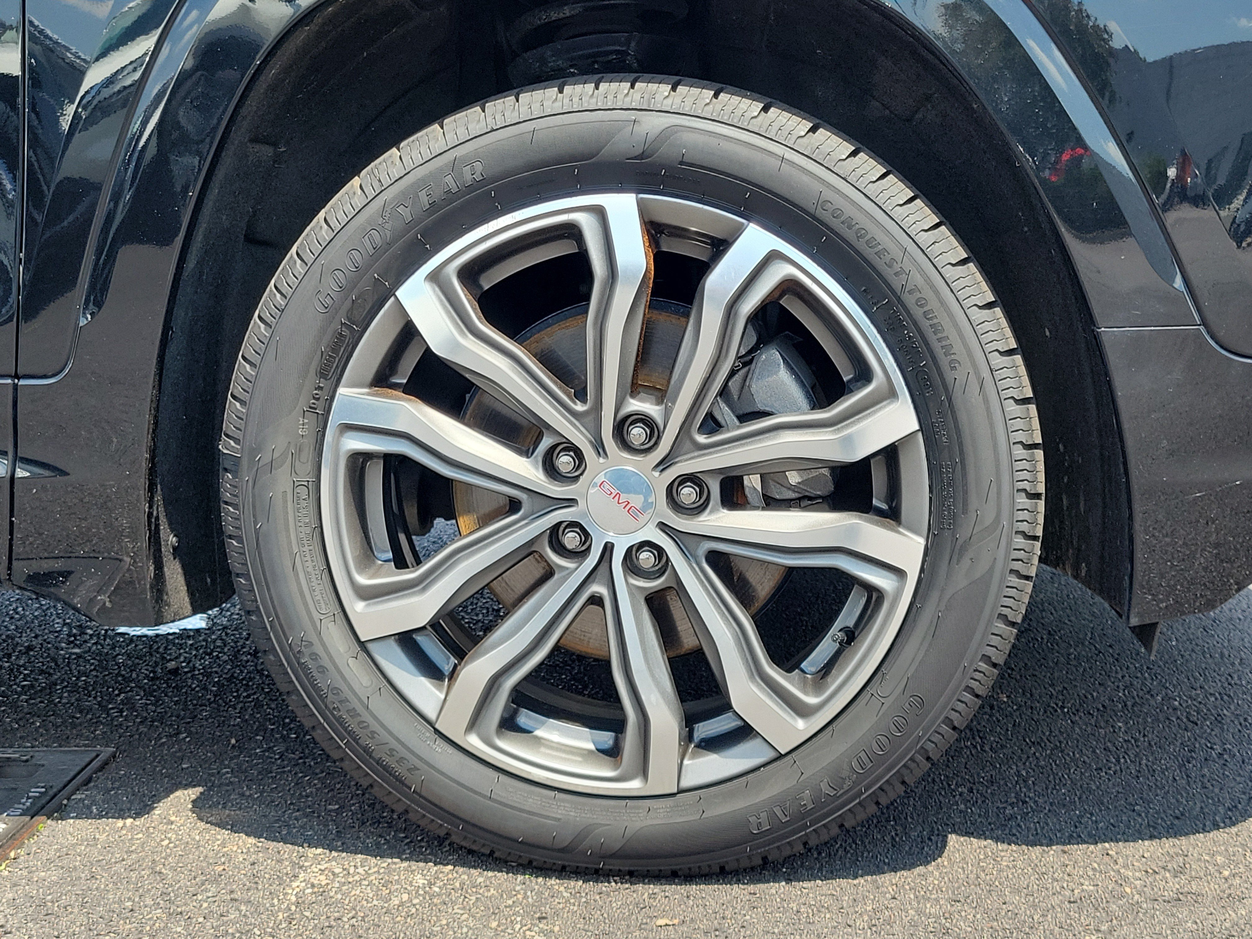 Used 2018 GMC Terrain Denali w/ Driver Alert Package II AWD/4WD image 5