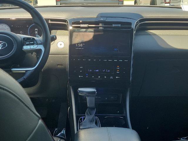 Used 2022 Hyundai Santa Cruz Limited AWD/4WD image 16
