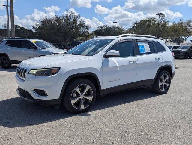 Used 2019 Jeep Cherokee Limited w/ Technology Group FWD image 2