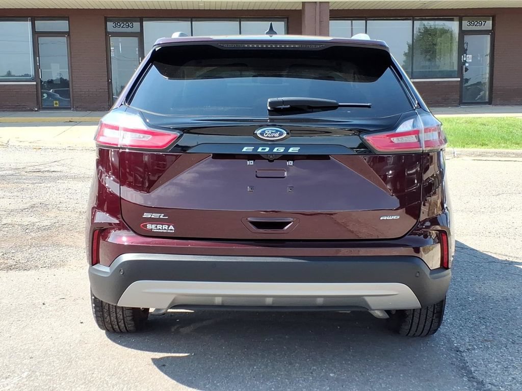 Used 2024 Ford Edge SEL AWD/4WD image 4