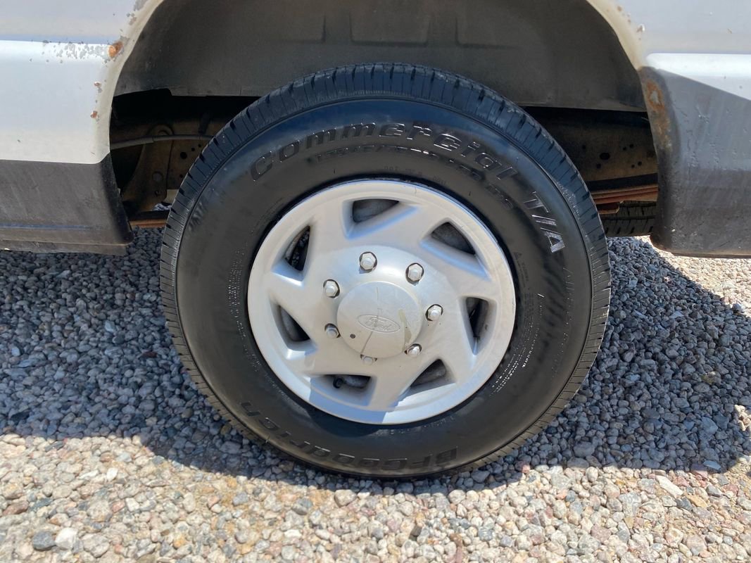 Used 2007 Ford E-250 and Econoline 250 RWD image 12