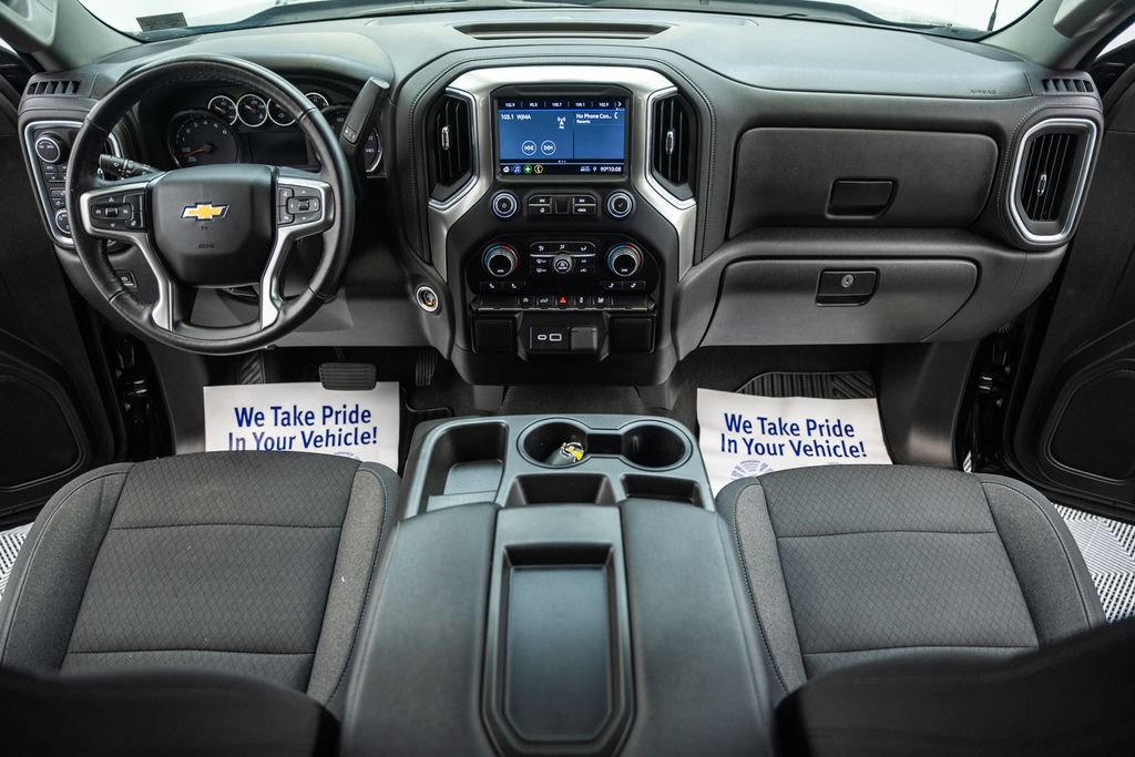 Used 2022 Chevrolet Silverado 1500 LT AWD/4WD image 22