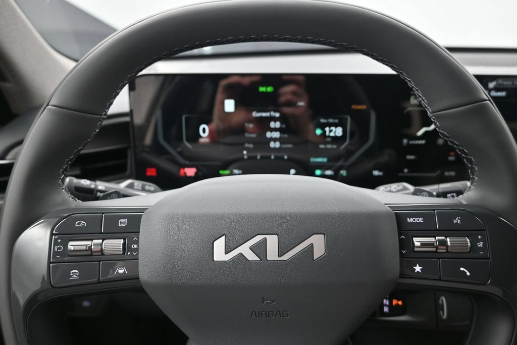 New 2026 Kia EV9 Wind AWD/4WD image 15