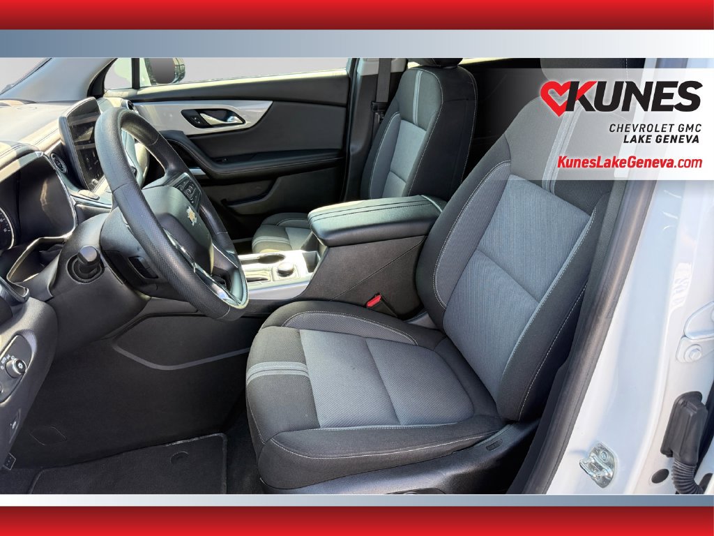 Used 2025 Chevrolet Blazer LT AWD/4WD image 20