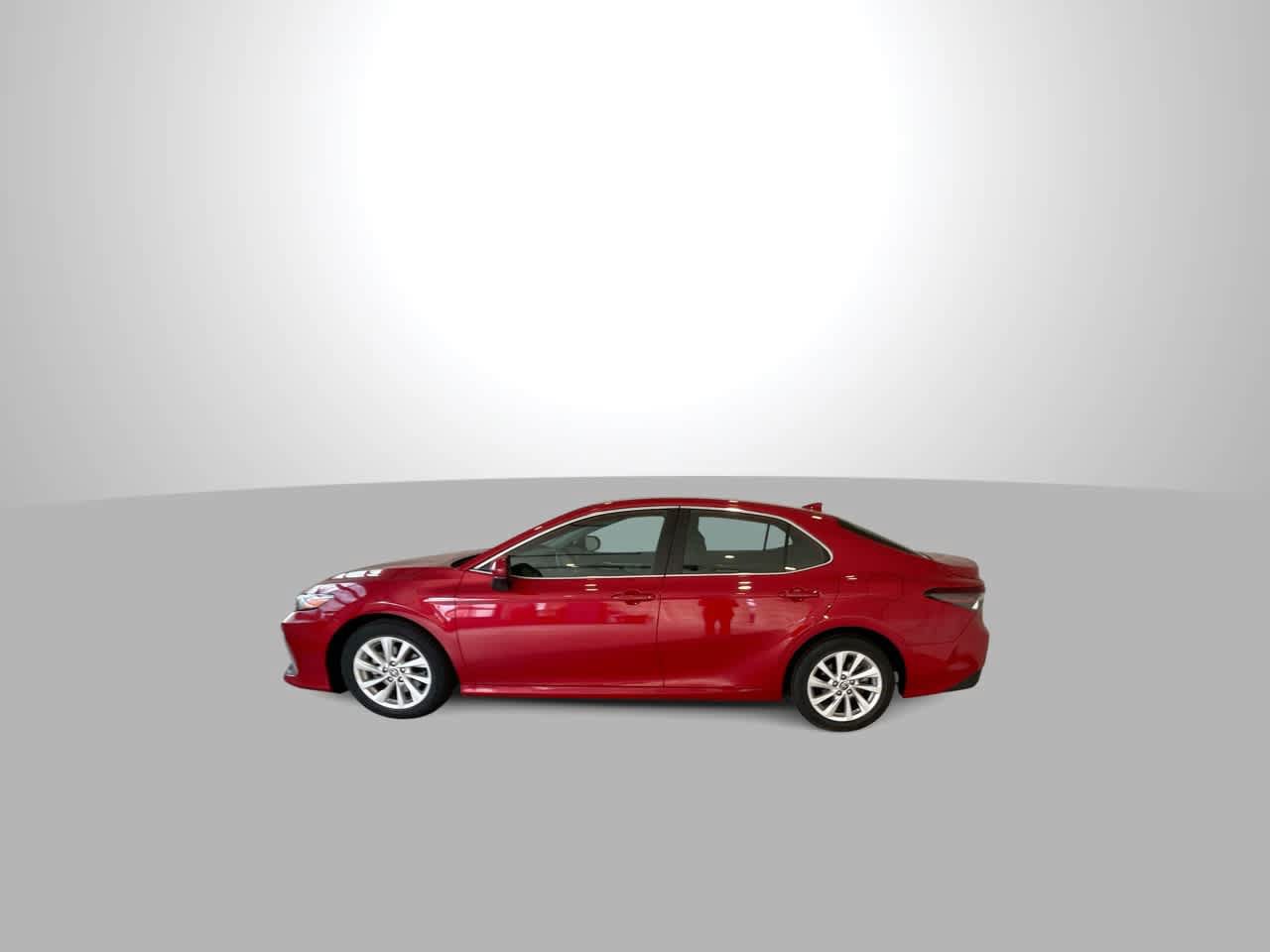 Certified 2024 Toyota Camry LE FWD image 5
