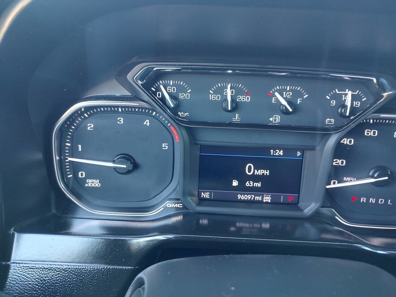 Used 2021 GMC Sierra 2500 AT4 image 16