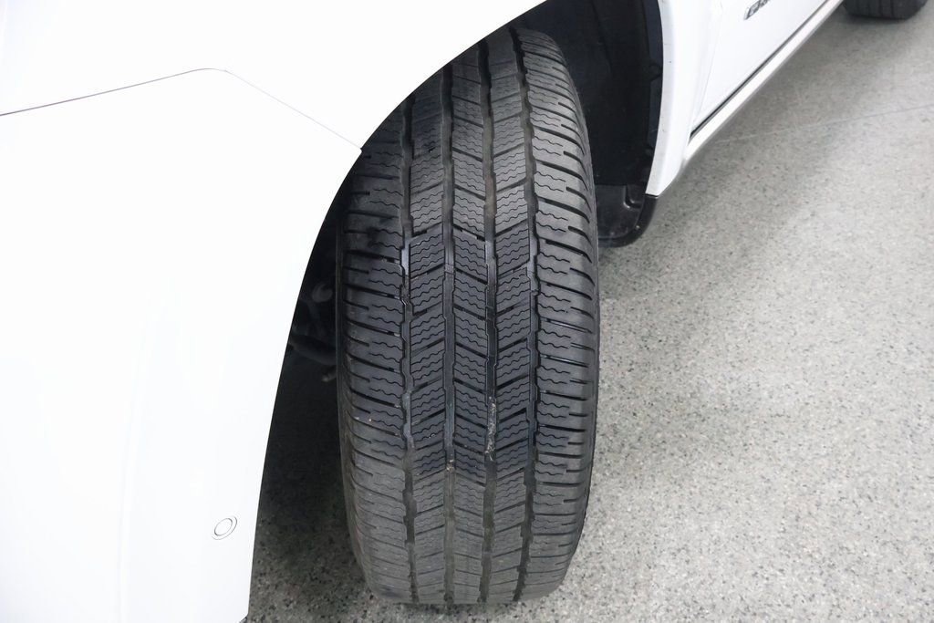 Used 2021 Jeep Grand Cherokee Summit image 4