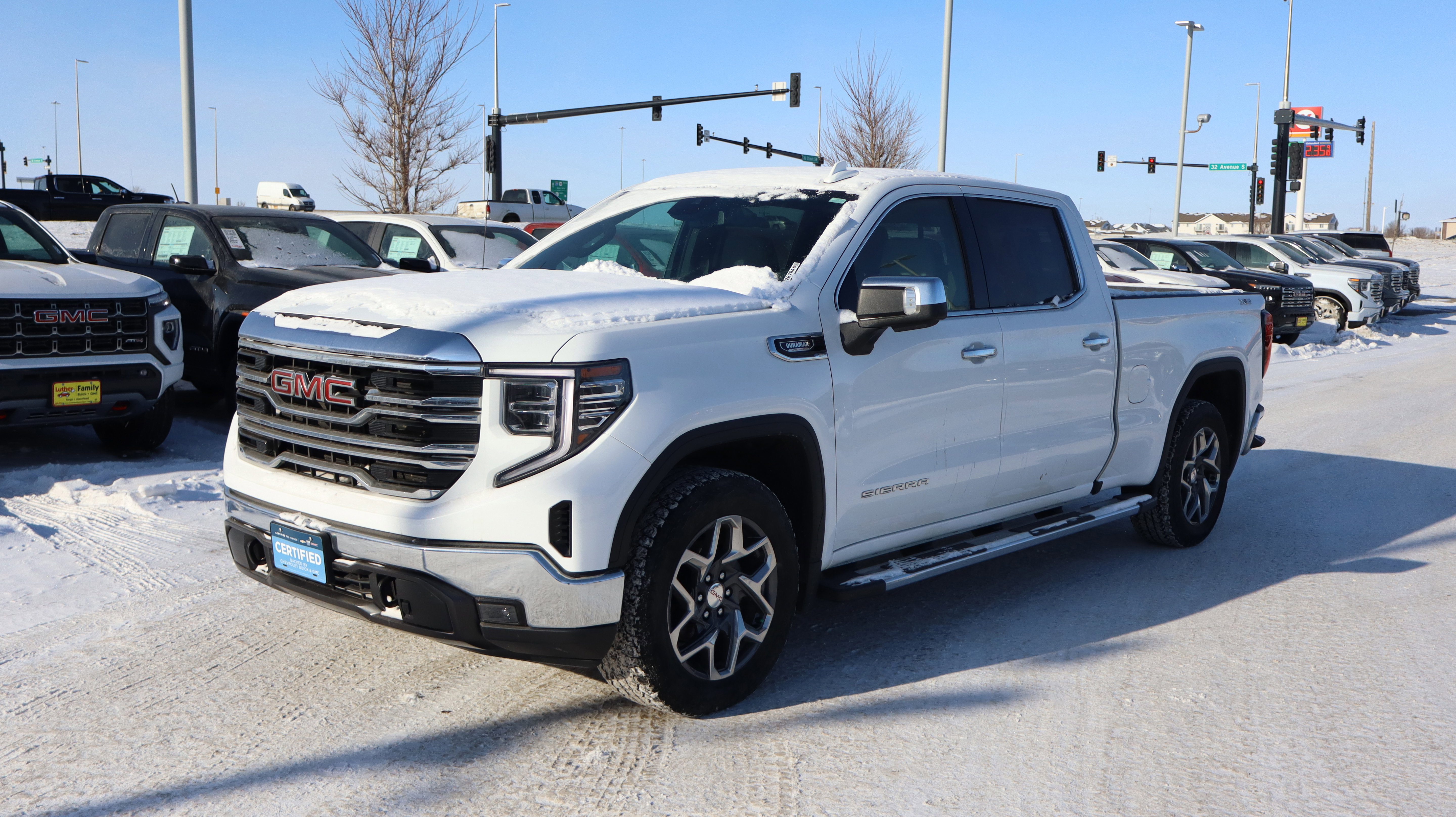 Certified 2023 GMC Sierra 1500 SLT w/ SLT Premium Package image 3