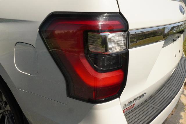Used 2020 Ford Expedition Limited w/ Equipment Group 302A AWD/4WD image 35