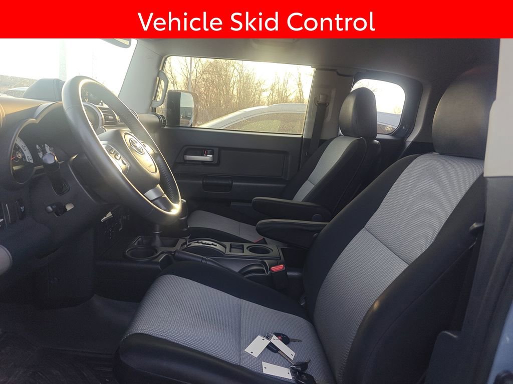 Used 2014 Toyota FJ Cruiser 4WD w/ Trail Teams Ultimate Edition image 9