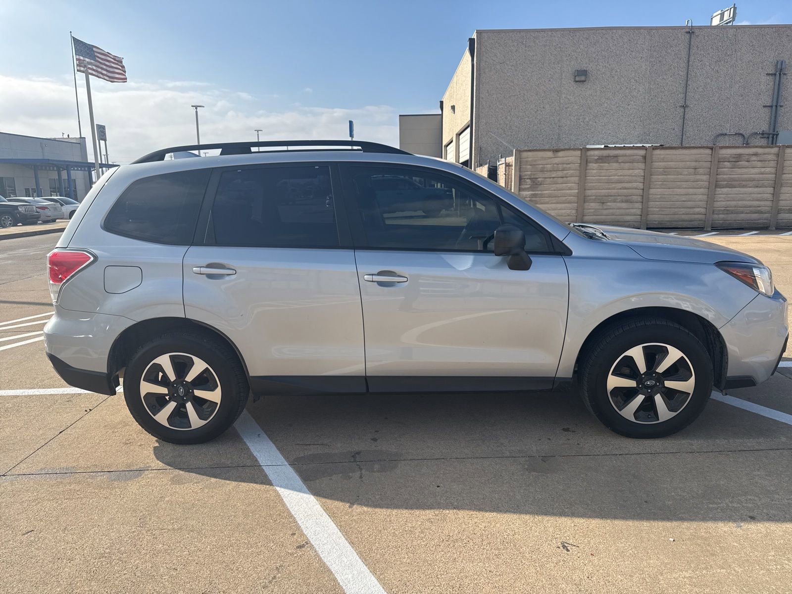 Used 2018 Subaru Forester 2.5i w/ Alloy Wheel Package image 2