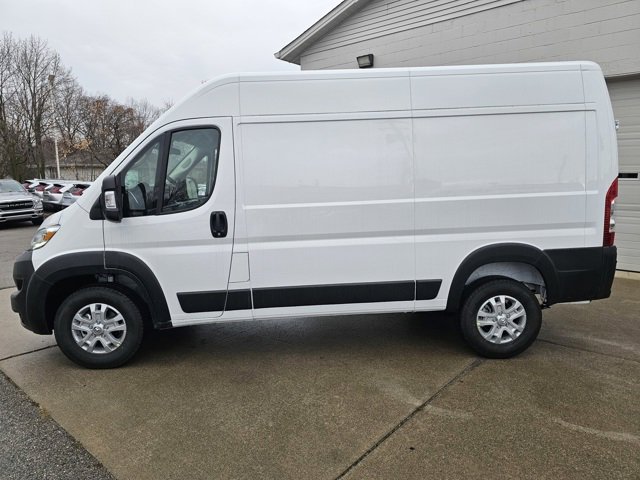 New 2025 RAM ProMaster 1500 w/ Quick Order Package 22G SLT image 8