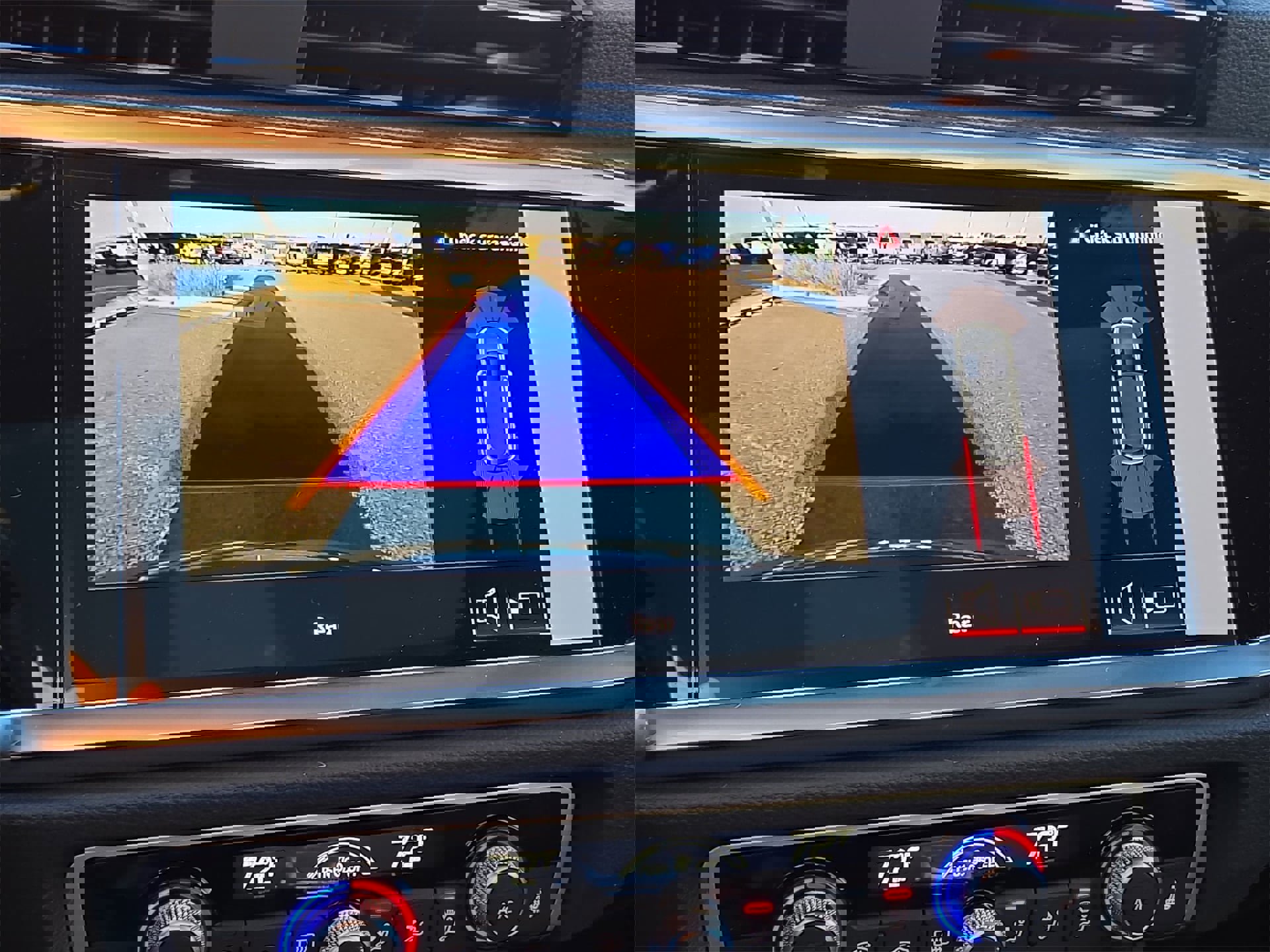 New 2025 Audi Q3 2.0T Premium image 18