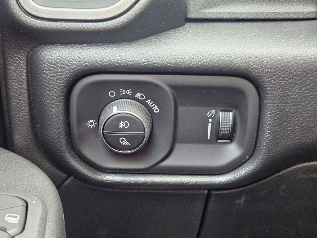 New 2026 RAM 3500 Tradesman AWD/4WD image 18