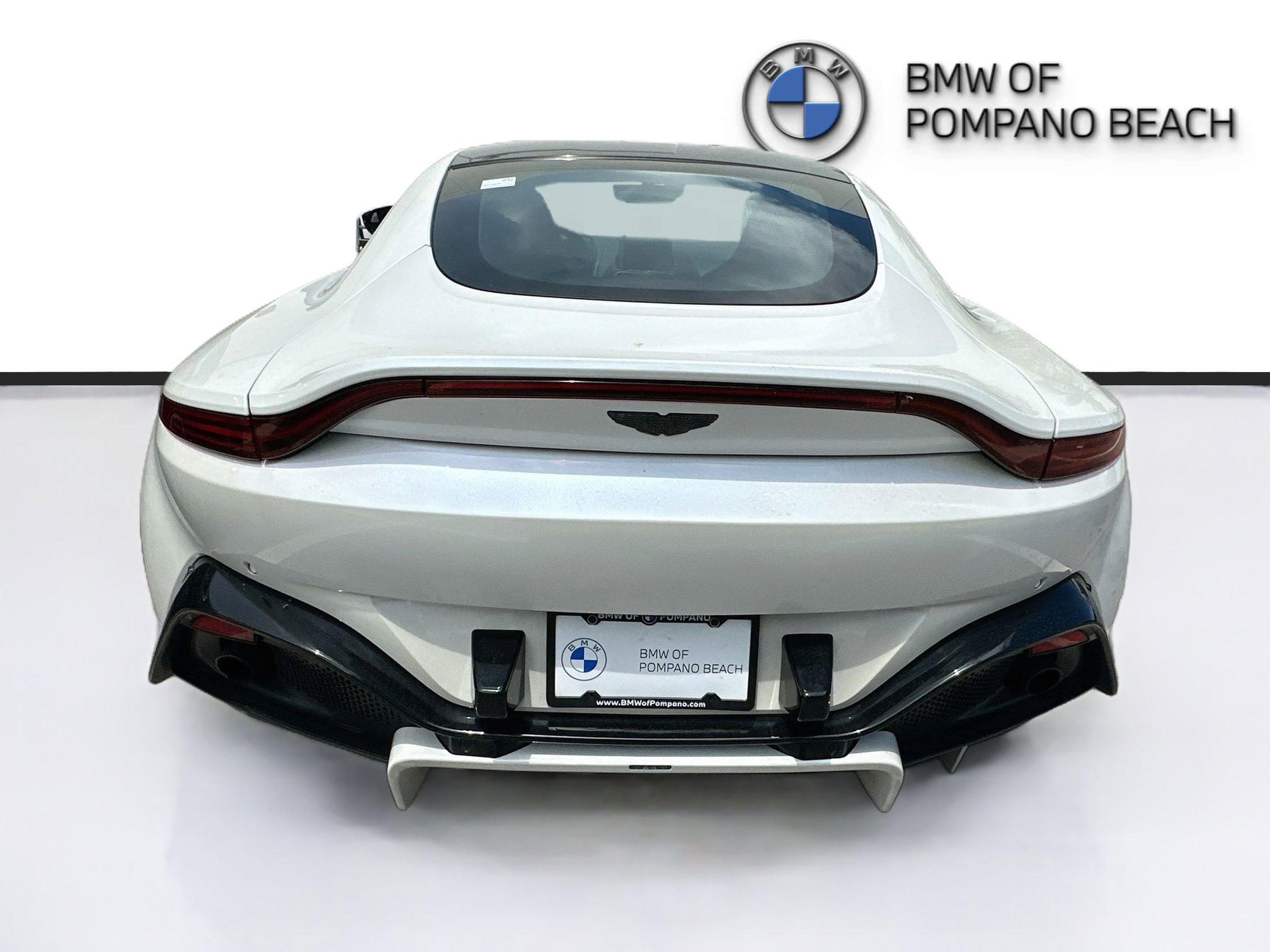 Used 2019 Aston Martin V8 Vantage Coupe RWD image 5