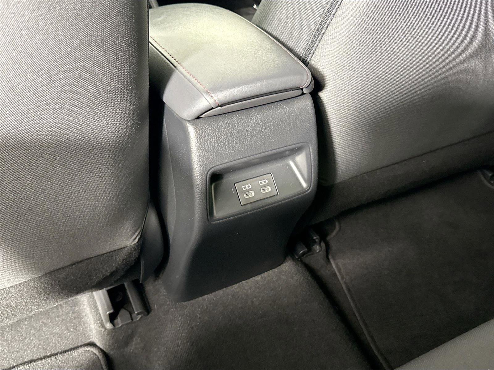 Certified 2024 Toyota Corolla SE image 35