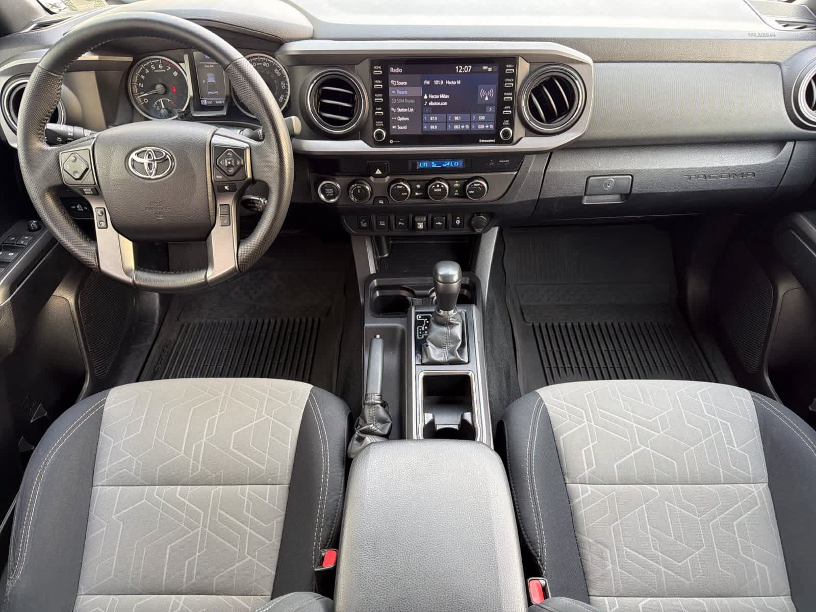 Used 2021 Toyota Tacoma TRD Off-Road w/ Technology Package AWD/4WD image 3