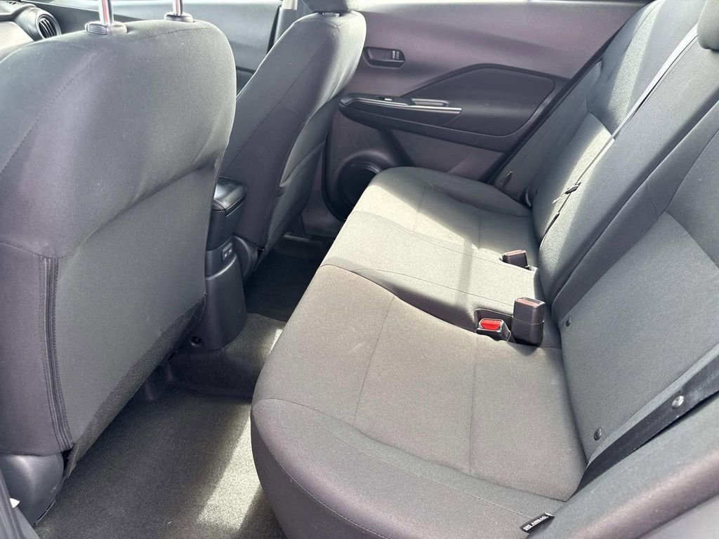 Certified 2025 Nissan Kicks Play S image 13
