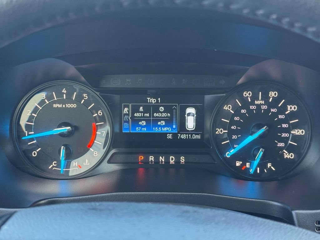 Used 2018 Ford Explorer XLT AWD/4WD image 26