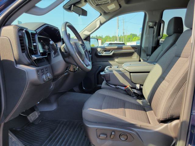 Used 2023 Chevrolet Silverado 1500 LT AWD/4WD image 8