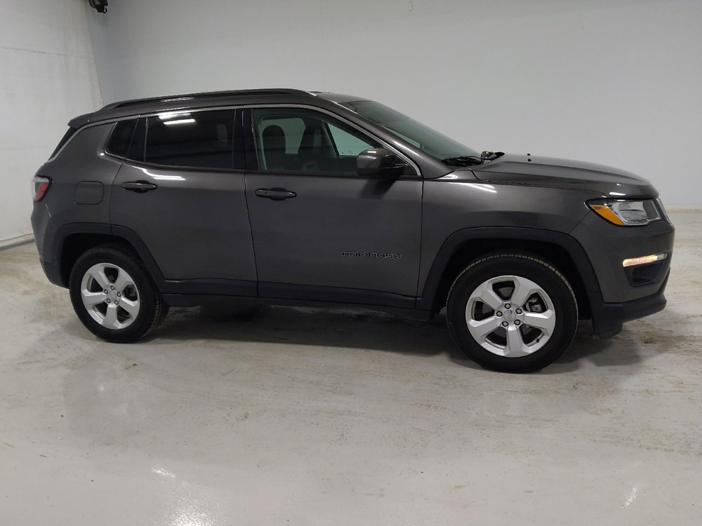 Used 2018 Jeep Compass Latitude w/ Popular Equipment Group image 11