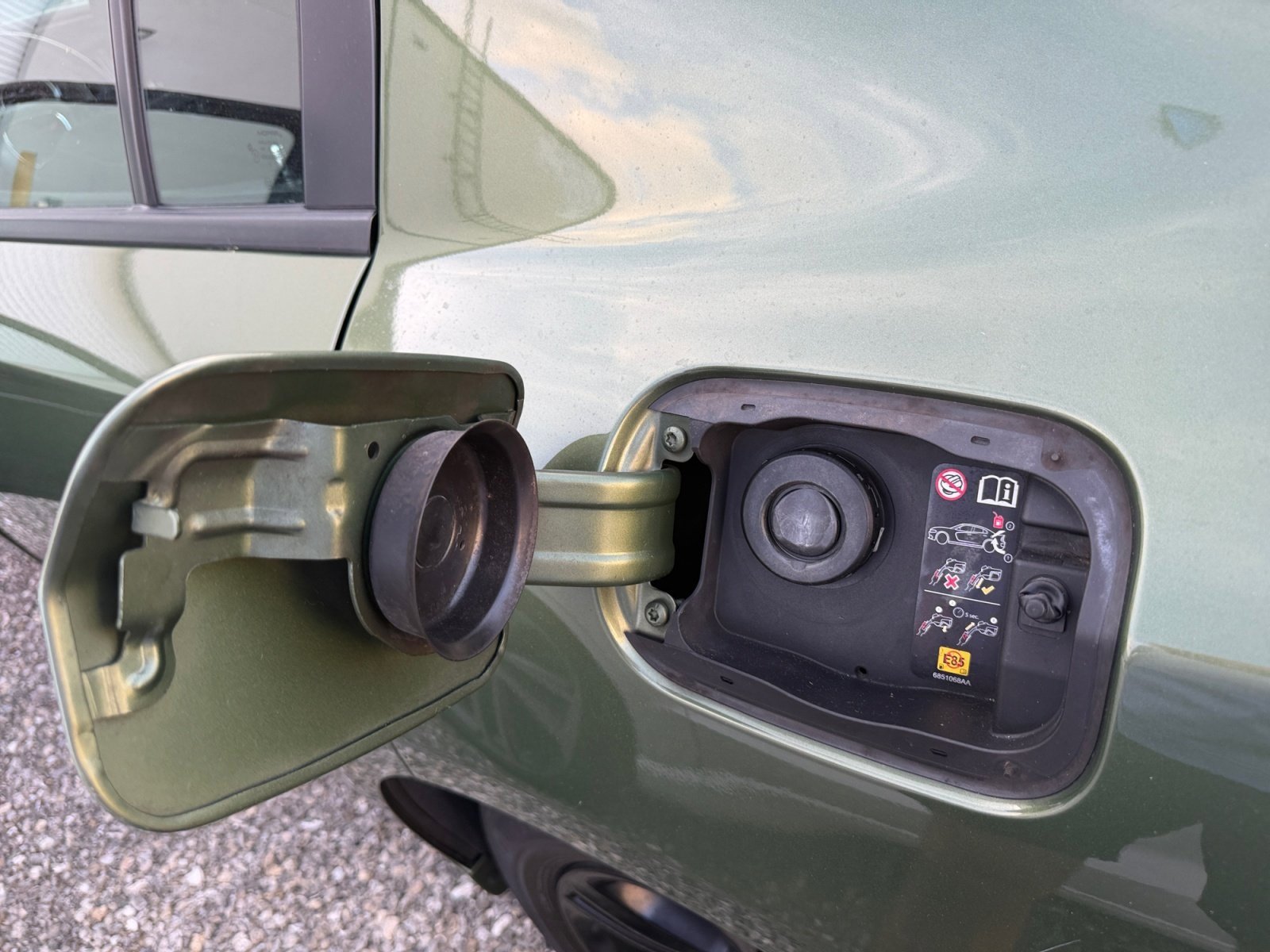 Used 2022 Dodge Charger SXT image 36