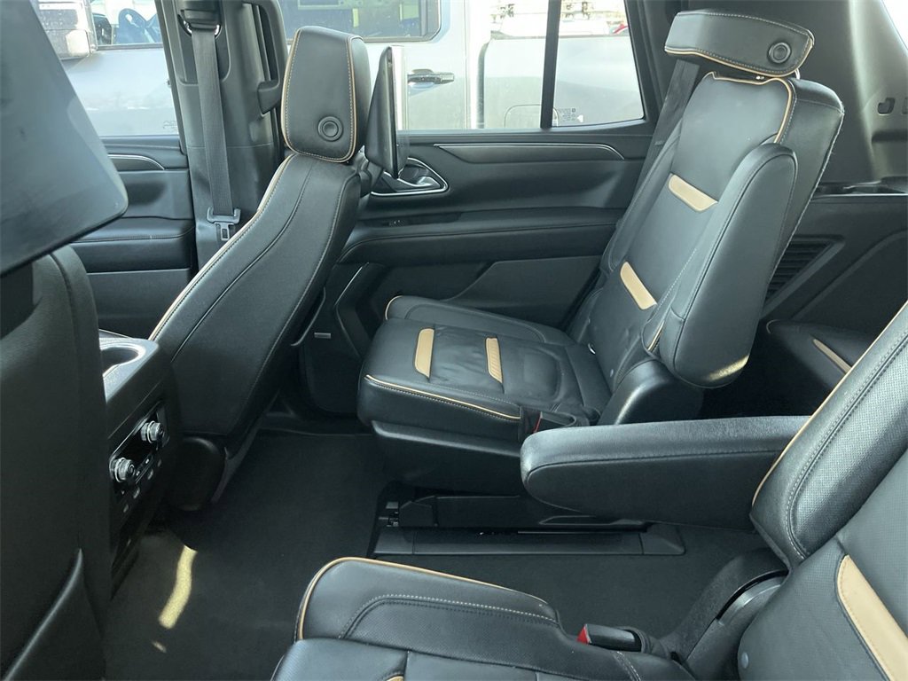 Used 2021 GMC Yukon AT4 w/ AT4 Premium Plus Package image 5