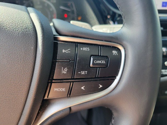 Used 2023 Lexus ES 350 w/ Premium Package FWD image 17