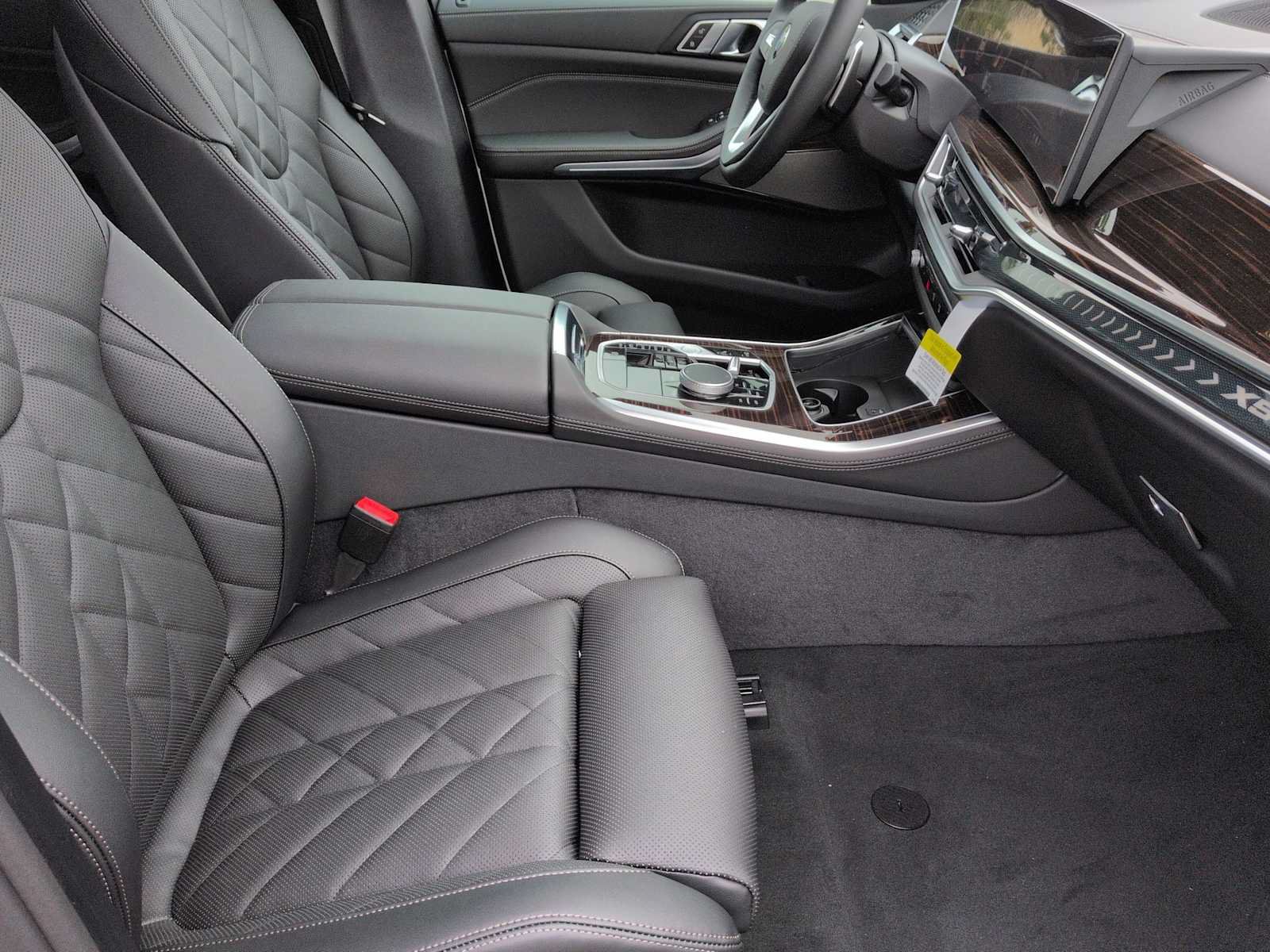 New 2026 BMW X5 xDrive40i w/ Premium Package AWD/4WD image 23