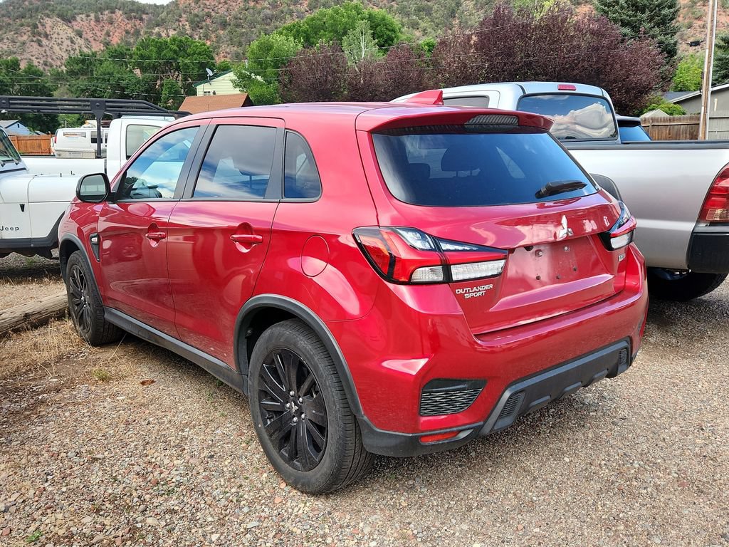 Used 2025 Mitsubishi Outlander Sport LE AWD/4WD image 3