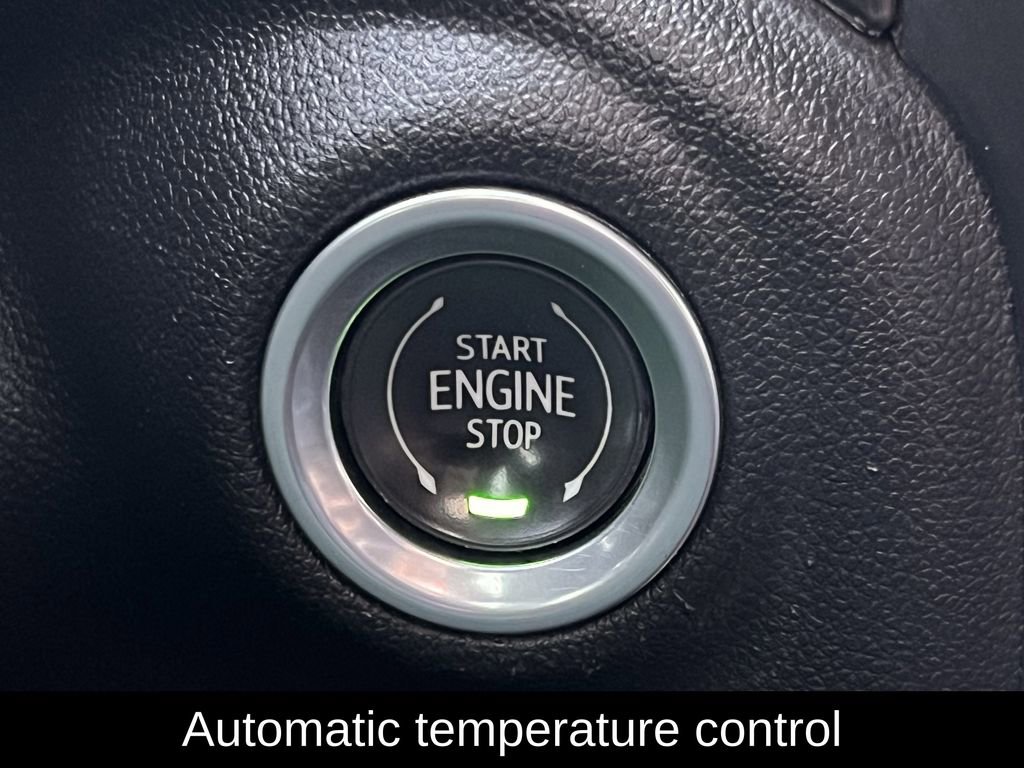 Used 2022 GMC Sierra 2500 AT4 w/ AT4 Premium Plus Package image 23