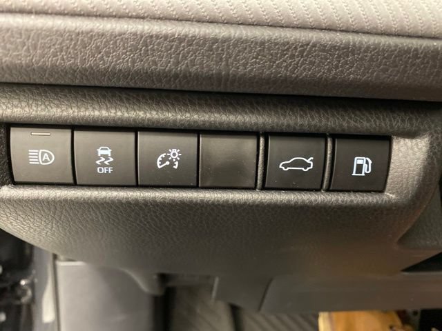 Used 2026 Toyota Camry SE AWD/4WD image 16