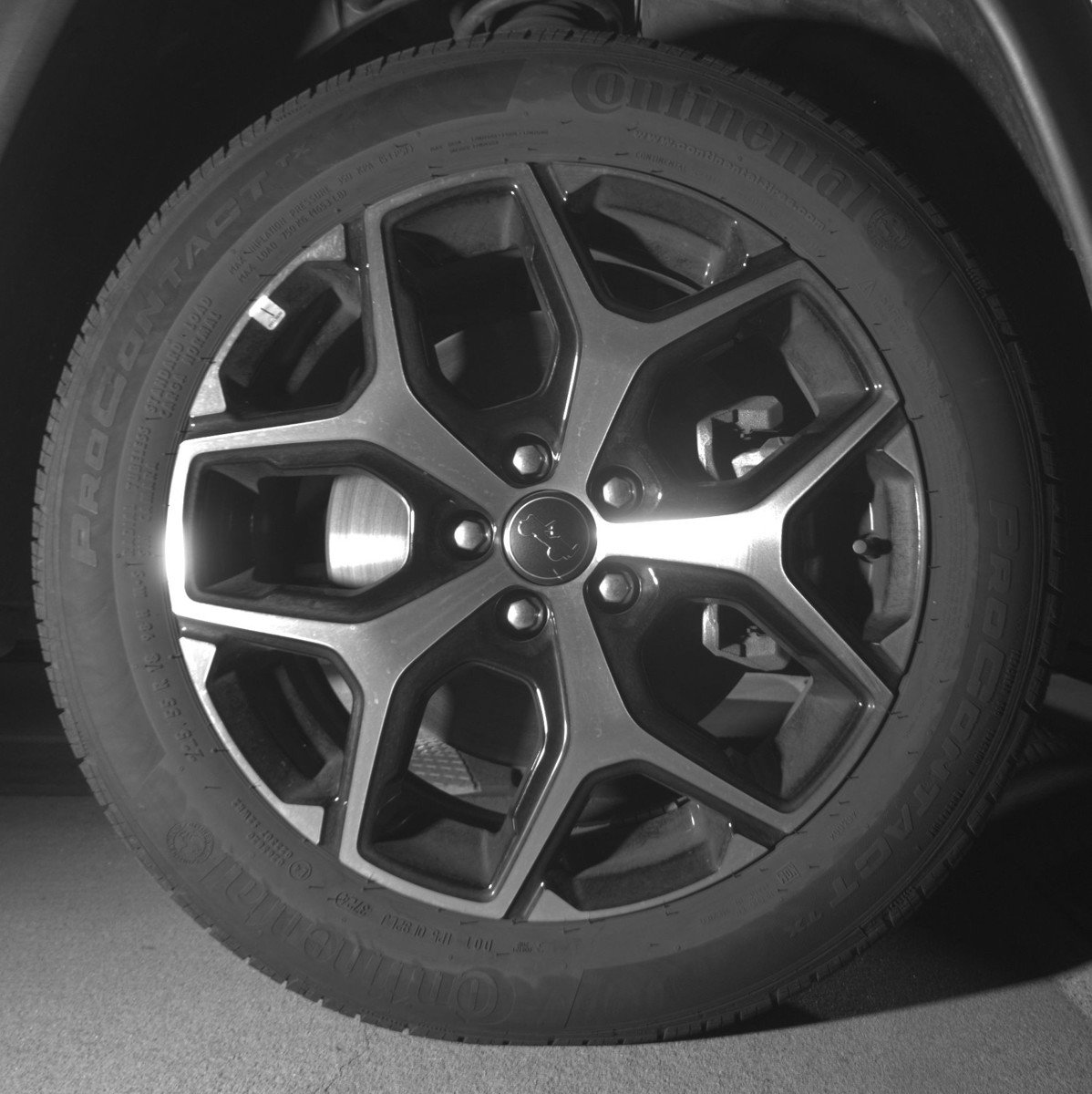 Used 2025 Jeep Compass Limited image 13