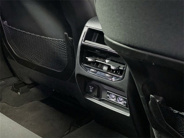 Used 2023 Jeep Grand Cherokee Laredo w/ Luxury Tech Group I image 26