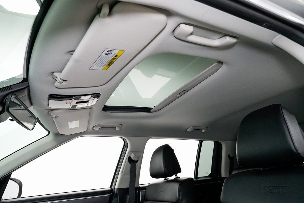 Used 2025 Hyundai Santa Fe XRT image 9