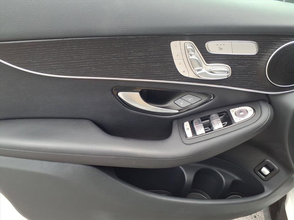 Used 2022 Mercedes-Benz GLC 300 GLC 300 image 15