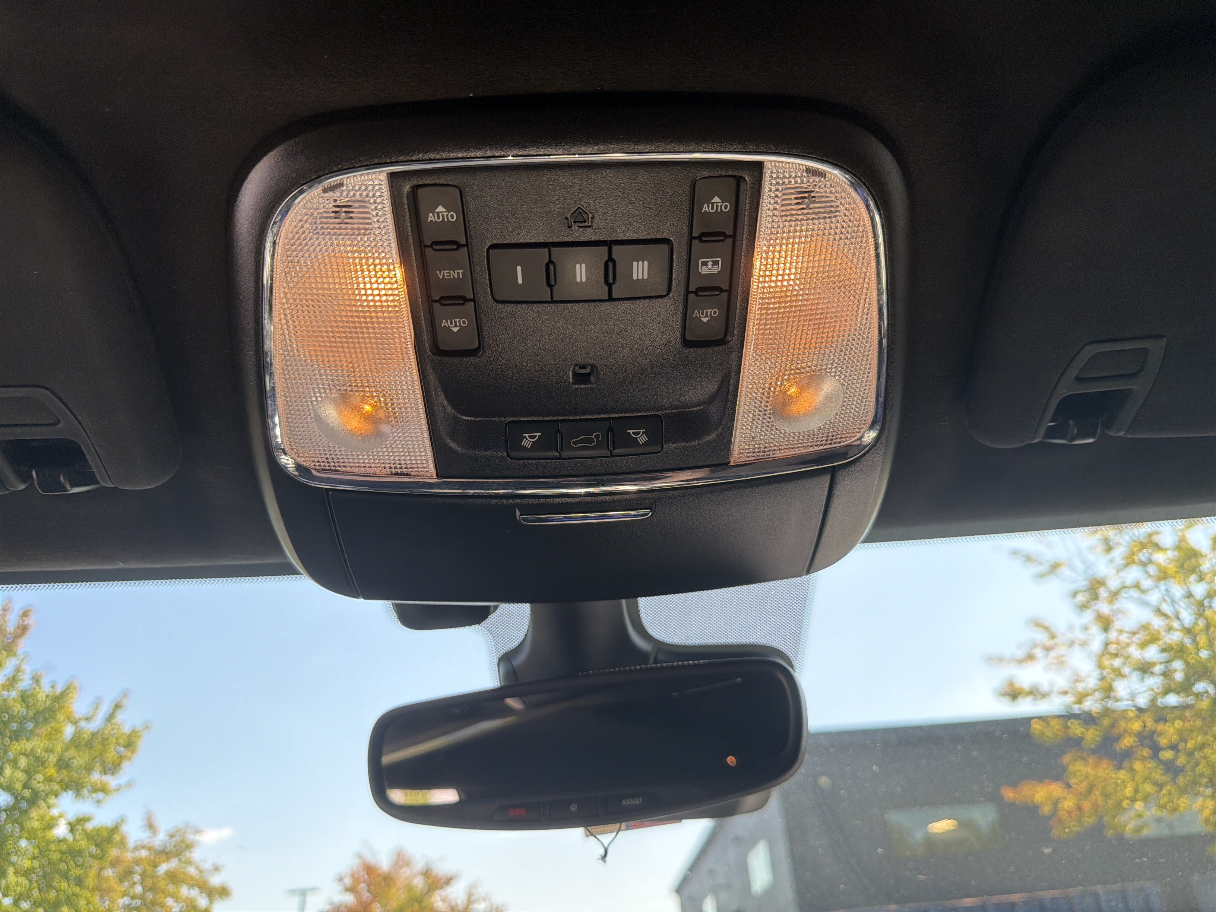 Used 2019 Jeep Grand Cherokee SRT AWD/4WD image 24