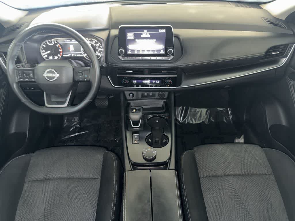 Used 2025 Nissan Rogue SV AWD/4WD image 23