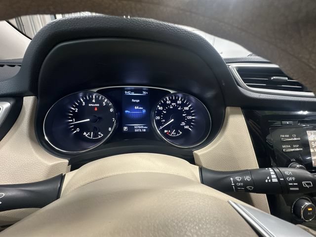 Used 2015 Nissan Rogue S AWD/4WD image 14