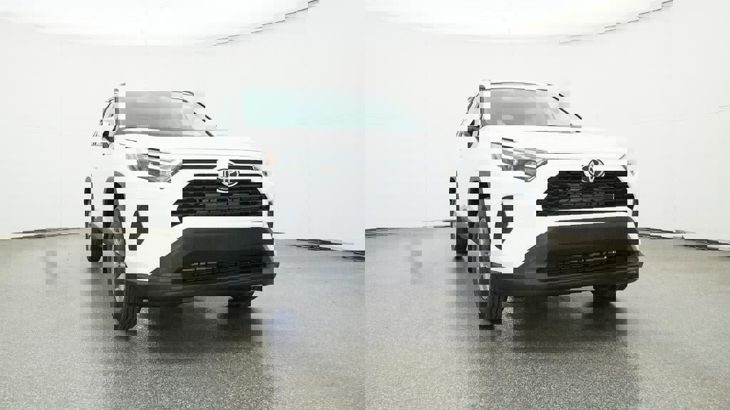 New 2025 Toyota RAV4 XLE image 30