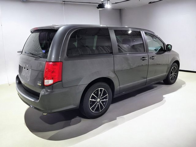 Used 2018 Dodge Grand Caravan GT image 25