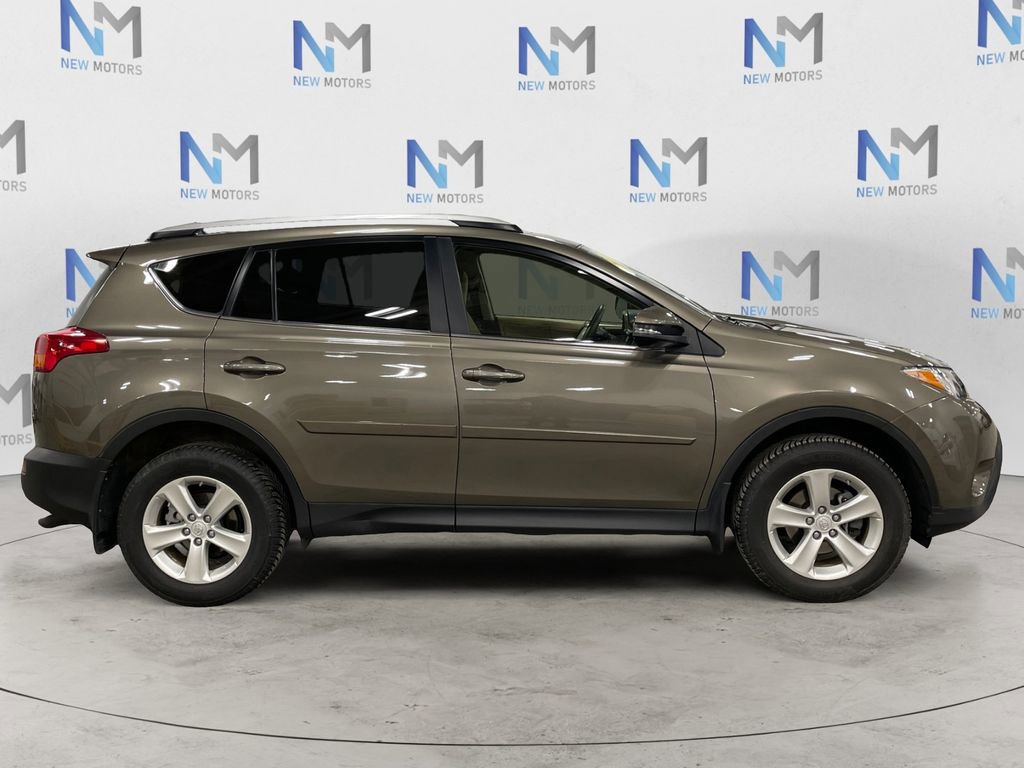 Used 2013 Toyota RAV4 XLE image 6