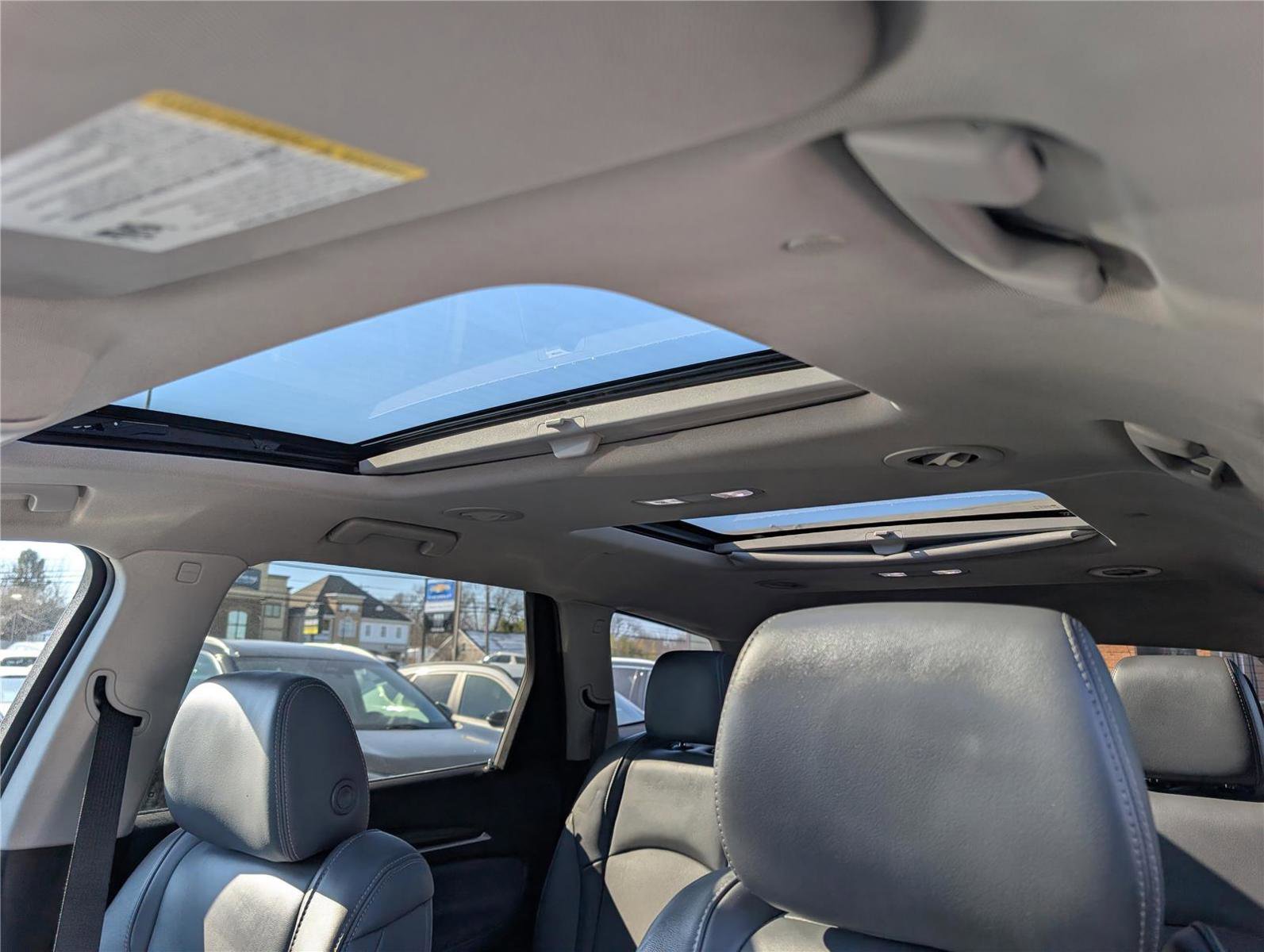 Used 2021 Buick Enclave Essence w/ Sound and Sites Package image 33