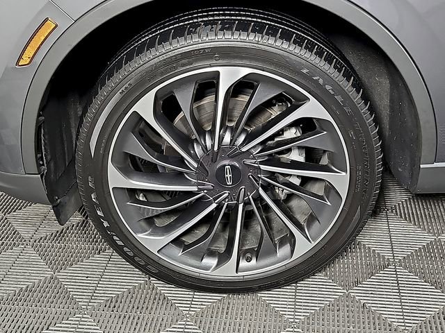 Used 2025 Lincoln Aviator Reserve w/ Equipment Group 201A AWD/4WD image 9