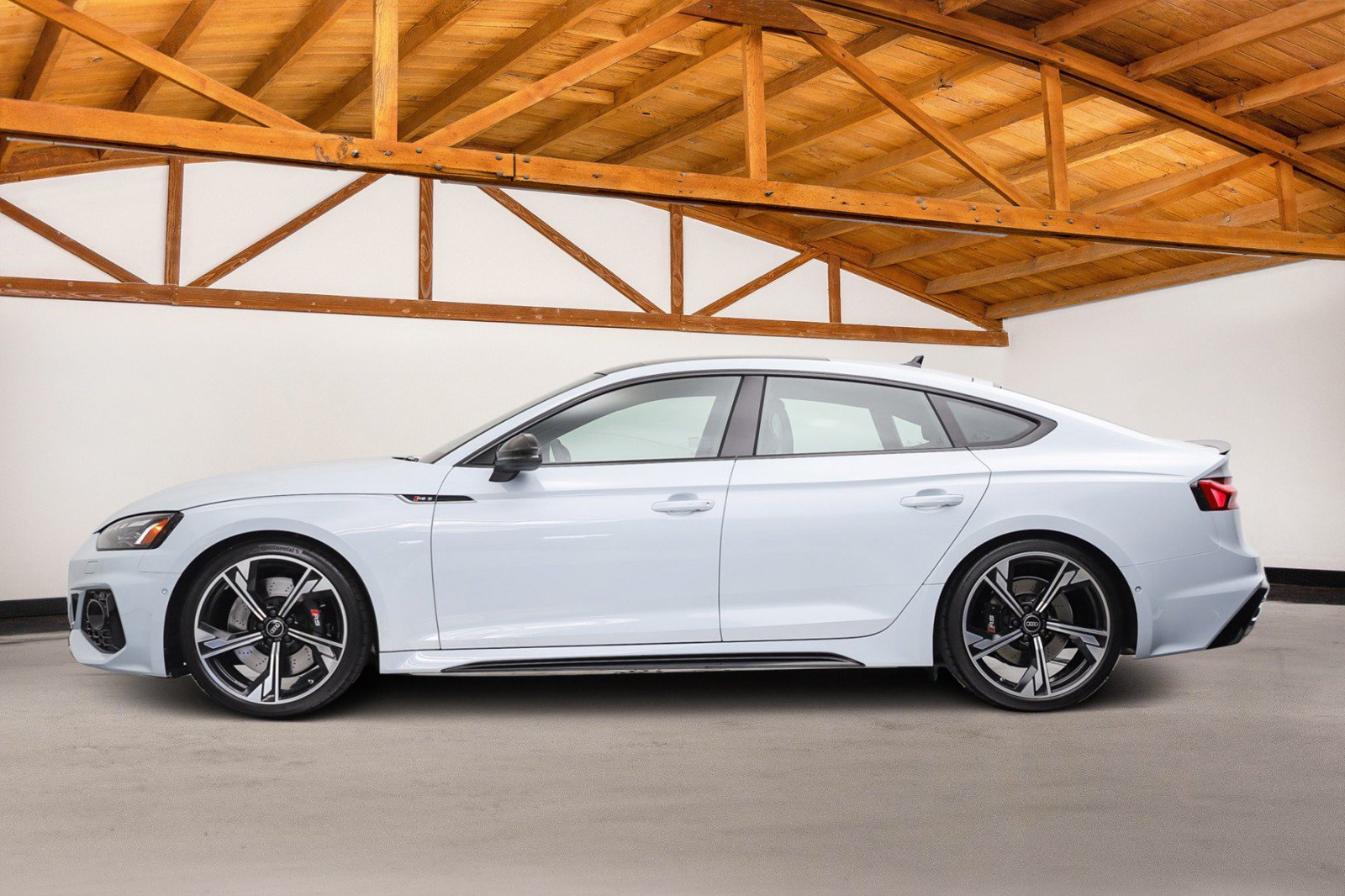 Used 2023 Audi RS 5 Sportback AWD/4WD image 2