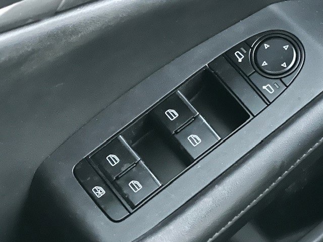 Used 2020 MAZDA MAZDA3 Sedan w/ Select Package image 33